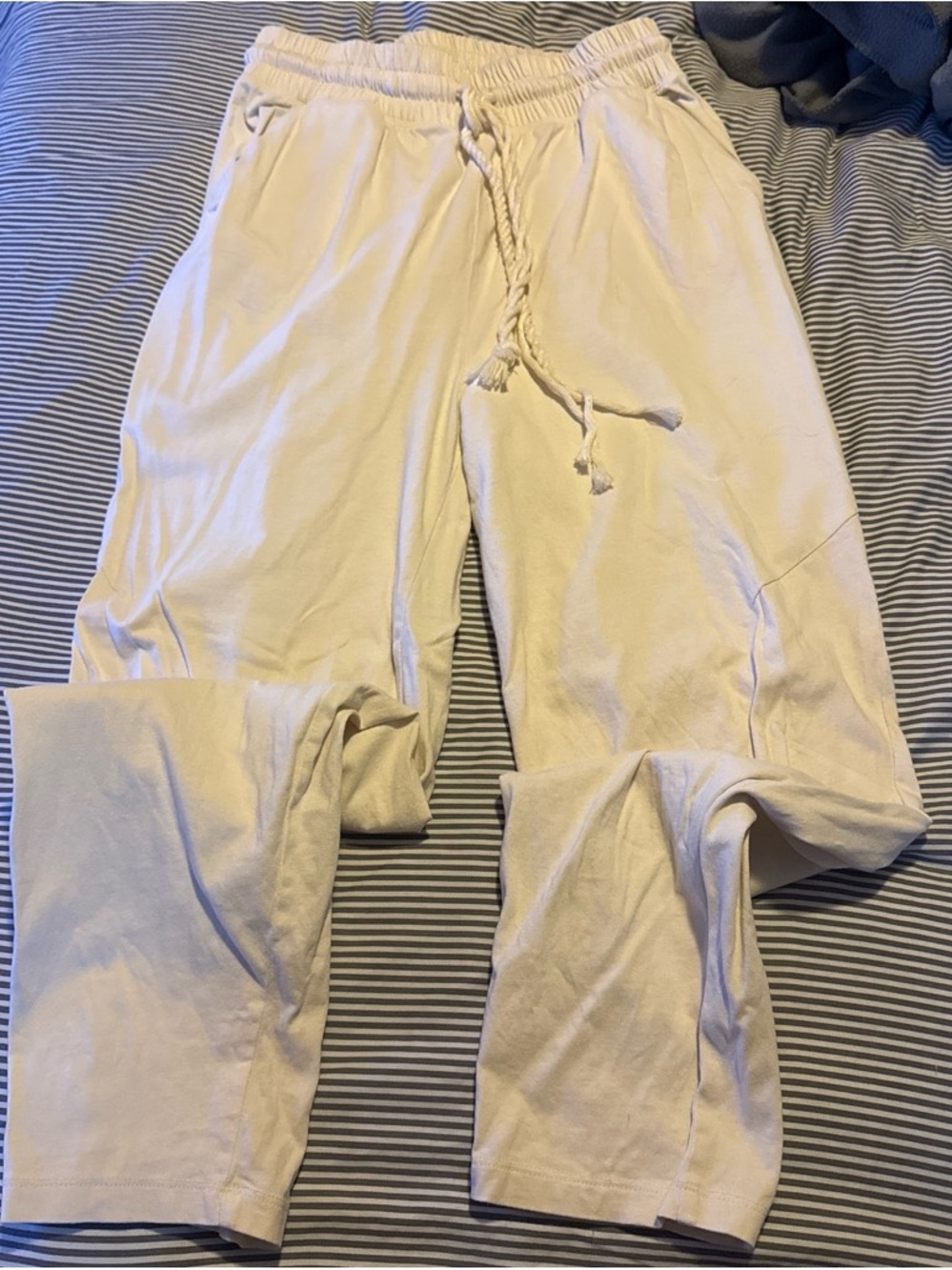 Universal Thread Cream Drawstring Joggers - Picture 2 of 4